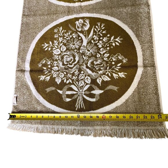 Sears Bath Towels USA Set of 2 MCM 70s Green Sculpted Floral Tapestry Fringe - Picture 11 of 13